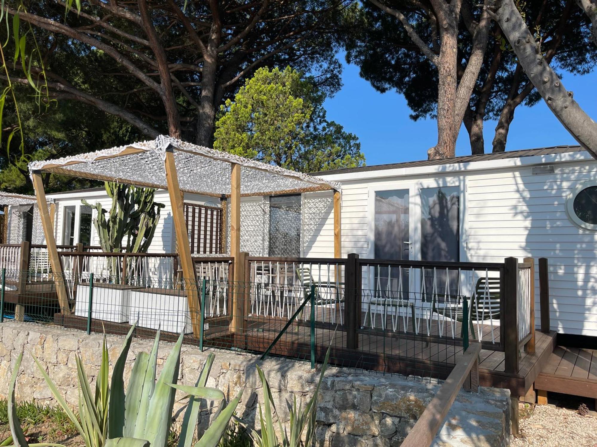 Camping Les Cigales Hotel Mandelieu-la-Napoule Exterior photo